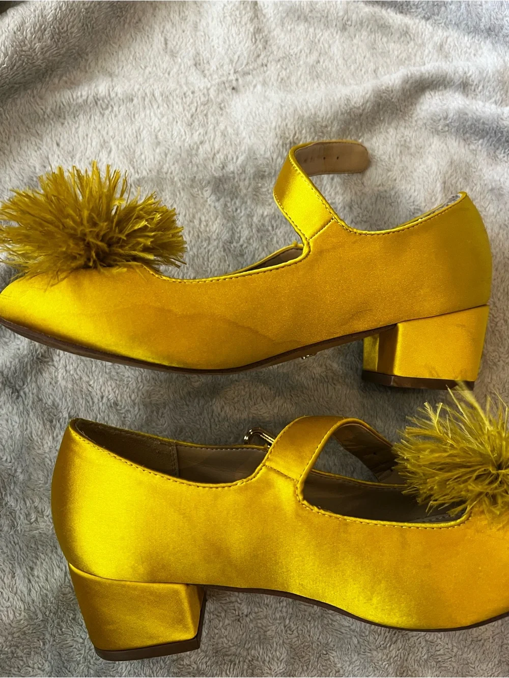 Kids Yellow Pom Mary Jane Heels